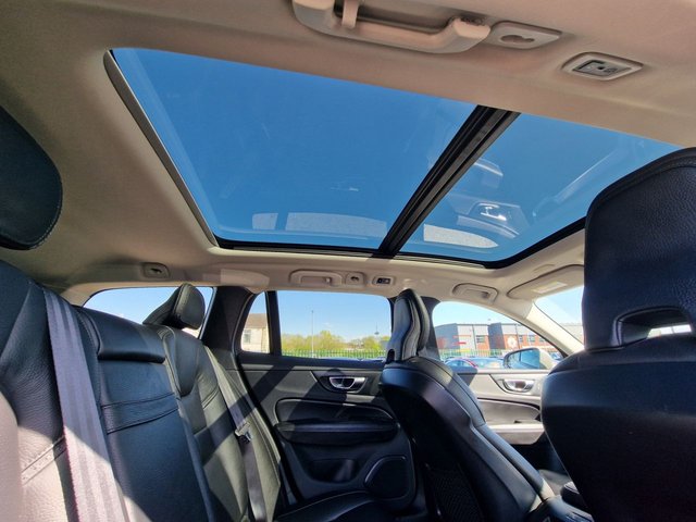 2019 VOLVO V60 CROSS COUNTRY