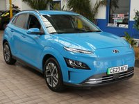USED 2023 23 HYUNDAI KONA 64kWh Premium SUV 5dr Electric Auto (10.5kW Charger) (204 ps) SAT NAV CARPLAY HEATED SEATS HEATED STEERING WHEEL REAR VIEW CAMERA CRUISE CONTROL PARKING SENSORS 1 OWNER EXCELLENT SERVICE HISTORY WARRANTY