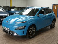 USED 2023 23 HYUNDAI KONA 64kWh Premium SUV 5dr Electric Auto (10.5kW Charger) (204 ps) SAT NAV CARPLAY HEATED SEATS HEATED STEERING WHEEL REAR VIEW CAMERA CRUISE CONTROL PARKING SENSORS 1 OWNER EXCELLENT SERVICE HISTORY WARRANTY