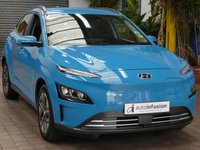 USED 2023 23 HYUNDAI KONA 64kWh Premium SUV 5dr Electric Auto (10.5kW Charger) (204 ps) SAT NAV CARPLAY HEATED SEATS HEATED STEERING WHEEL REAR VIEW CAMERA CRUISE CONTROL PARKING SENSORS 1 OWNER EXCELLENT SERVICE HISTORY WARRANTY