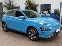 USED 2023 23 HYUNDAI KONA 64kWh Premium SUV 5dr Electric Auto (10.5kW Charger) (204 ps) SAT NAV CARPLAY HEATED SEATS HEATED STEERING WHEEL REAR VIEW CAMERA CRUISE CONTROL PARKING SENSORS 1 OWNER EXCELLENT SERVICE HISTORY WARRANTY
