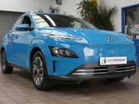 USED 2023 23 HYUNDAI KONA 64kWh Premium SUV 5dr Electric Auto (10.5kW Charger) (204 ps) SAT NAV CARPLAY HEATED SEATS HEATED STEERING WHEEL REAR VIEW CAMERA CRUISE CONTROL PARKING SENSORS 1 OWNER EXCELLENT SERVICE HISTORY WARRANTY