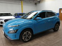 USED 2023 23 HYUNDAI KONA 64kWh Premium SUV 5dr Electric Auto (10.5kW Charger) (204 ps) SAT NAV CARPLAY HEATED SEATS HEATED STEERING WHEEL REAR VIEW CAMERA CRUISE CONTROL PARKING SENSORS 1 OWNER EXCELLENT SERVICE HISTORY WARRANTY