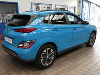 USED 2023 23 HYUNDAI KONA 64kWh Premium SUV 5dr Electric Auto (10.5kW Charger) (204 ps) SAT NAV CARPLAY HEATED SEATS HEATED STEERING WHEEL REAR VIEW CAMERA CRUISE CONTROL PARKING SENSORS 1 OWNER EXCELLENT SERVICE HISTORY WARRANTY