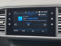 USED 2021 21 PEUGEOT 308 1.2 PureTech Allure 5dr  ** Sat Nav ** Mirror Screen ** Full Service History **