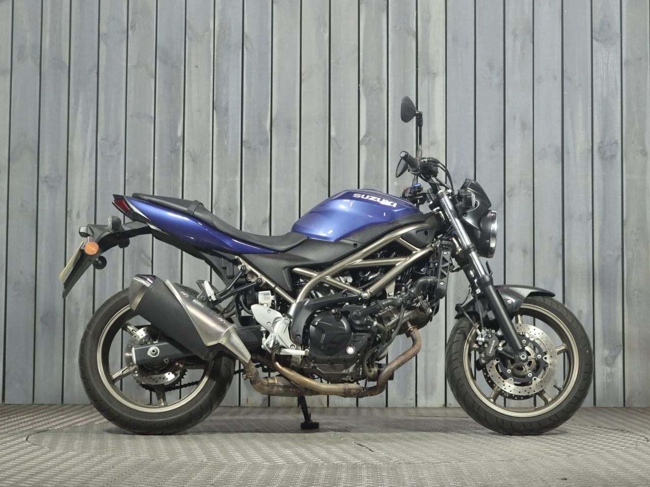 SUZUKI SV650