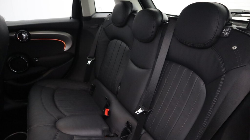 USED 2019 69 MINI HATCH 2.0 Cooper S Exclusive Hatchback 5dr Petrol Steptronic Euro 6 (s/s) (192 ps) 