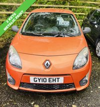 USED 2010 10 RENAULT TWINGO 1.2 Extreme Hatchback 3dr Petrol Manual Euro 4 (60 ps) Cheap n cheerful will have a full new MOT looks and drives well dash is a little pixelated on odometer, was previously used by son of our valeter to learn to drive but he's given up on driving. fun n funky. cheap to run. Electric windows, front fog lights and multi function wheel.