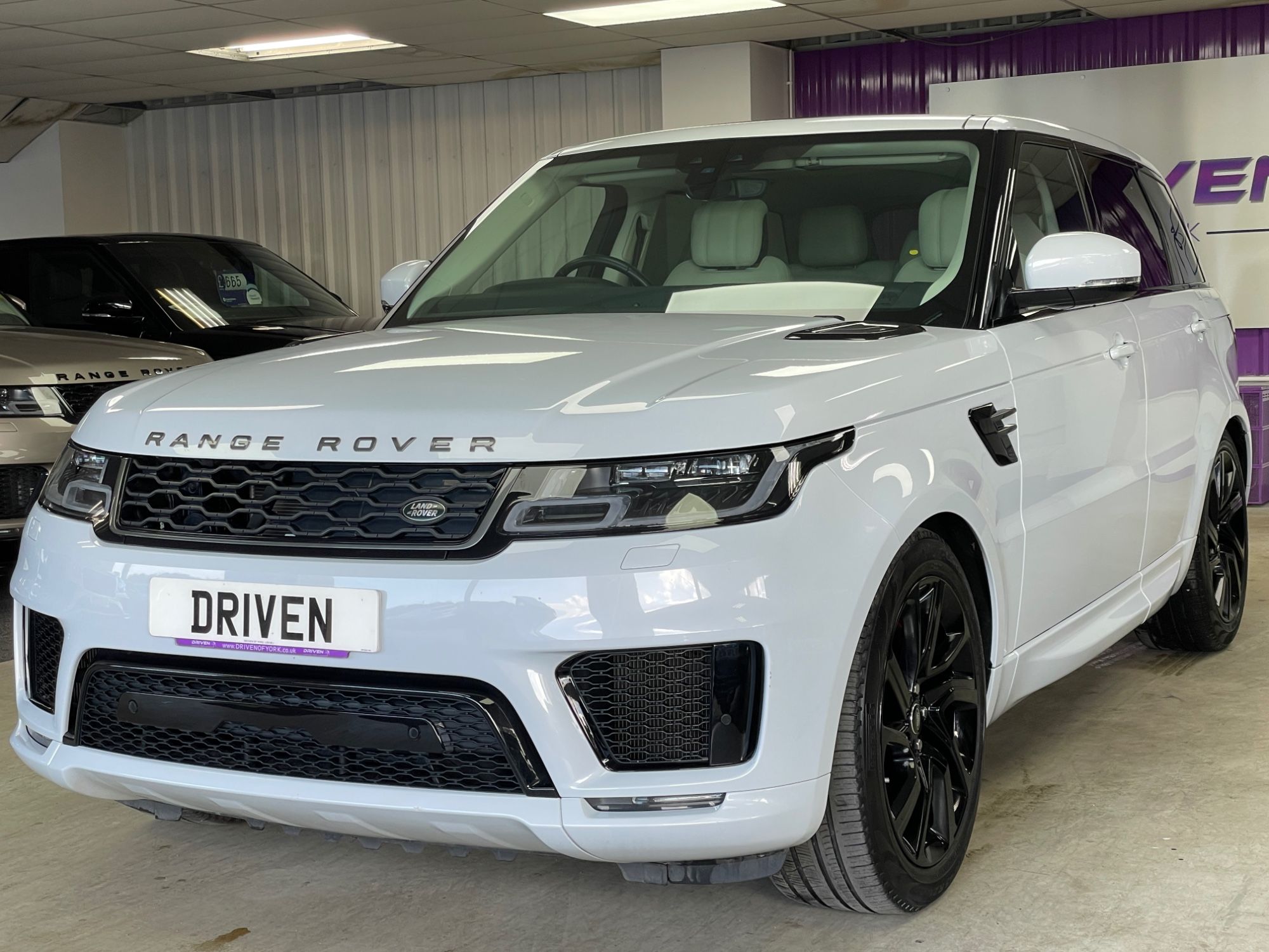 USED 2020 20 LAND ROVER RANGE ROVER SPORT 2.0 P400e 13.1kWh HSE GPF Dynamic SUV 5dr Petrol Plug-in Hybrid Auto 4WD Euro 6 (s/s) (404 ps) 