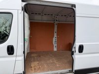USED 2022 22 PEUGEOT BOXER 2.2 BlueHDi 335 Professional Panel Van 5dr Diesel Manual L3 H2 Euro 6 (s/s) (140 ps) 1 OWNER ONLY 22K FULL PEUGEOT SERVICE HISTORY COMES WITH 1 YEARS MOT AND SERVICE