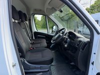 USED 2022 22 PEUGEOT BOXER 2.2 BlueHDi 335 Professional Panel Van 5dr Diesel Manual L3 H2 Euro 6 (s/s) (140 ps) 1 OWNER ONLY 22K FULL PEUGEOT SERVICE HISTORY COMES WITH 1 YEARS MOT AND SERVICE