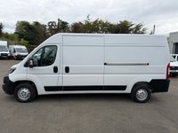 USED 2022 22 PEUGEOT BOXER 2.2 BlueHDi 335 Professional Panel Van 5dr Diesel Manual L3 H2 Euro 6 (s/s) (140 ps) 1 OWNER FULL PEUGEOT SERVICE HISTORY SAT NAV AIR CON 44K COMES WITH 1 YEARS MOT AND SERVICE