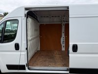 USED 2022 22 PEUGEOT BOXER 2.2 BlueHDi 335 Professional Panel Van 5dr Diesel Manual L3 H2 Euro 6 (s/s) (140 ps) 1 OWNER FULL PEUGEOT SERVICE HISTORY SAT NAV AIR CON 44K COMES WITH 1 YEARS MOT AND SERVICE