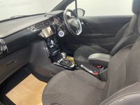 USED 2018 68 DS AUTOMOBILES DS 3 1.2 PureTech GPF Connected Chic Hatchback 3dr Petrol EAT6 Euro 6 (s/s) (110 ps) LOW MILES, NAVIGATION !