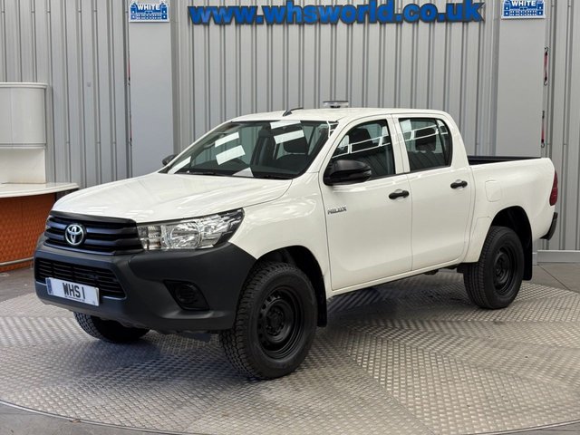 TOYOTA HI-LUX at White Hire and Sales (WHS World)