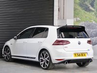 USED 2016 66 VOLKSWAGEN GOLF 2.0 TSI BlueMotion Tech GTI Clubsport 40 DSG Euro 6 (s/s) 5dr BUCKET SEATS + DISCOVER NAV