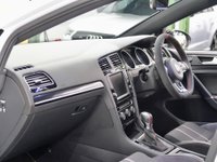 USED 2016 66 VOLKSWAGEN GOLF 2.0 TSI BlueMotion Tech GTI Clubsport 40 DSG Euro 6 (s/s) 5dr BUCKET SEATS + DISCOVER NAV