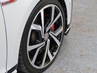 USED 2016 66 VOLKSWAGEN GOLF 2.0 TSI BlueMotion Tech GTI Clubsport 40 DSG Euro 6 (s/s) 5dr BUCKET SEATS + DISCOVER NAV