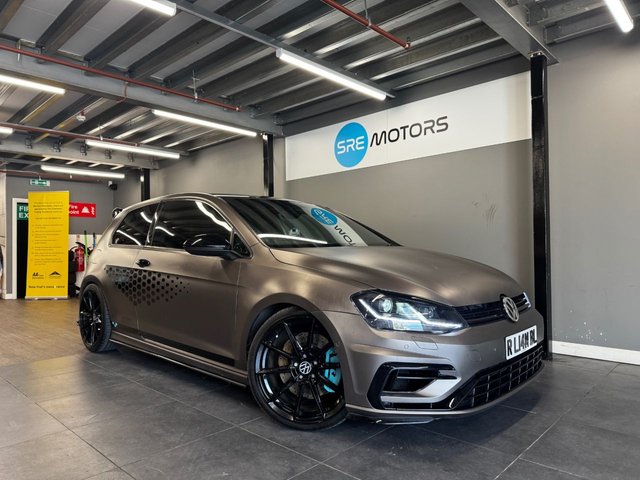 View our VOLKSWAGEN GOLF