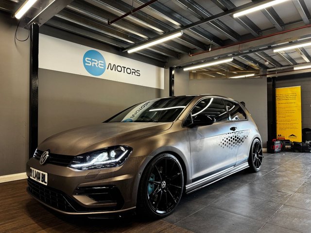 View our VOLKSWAGEN GOLF