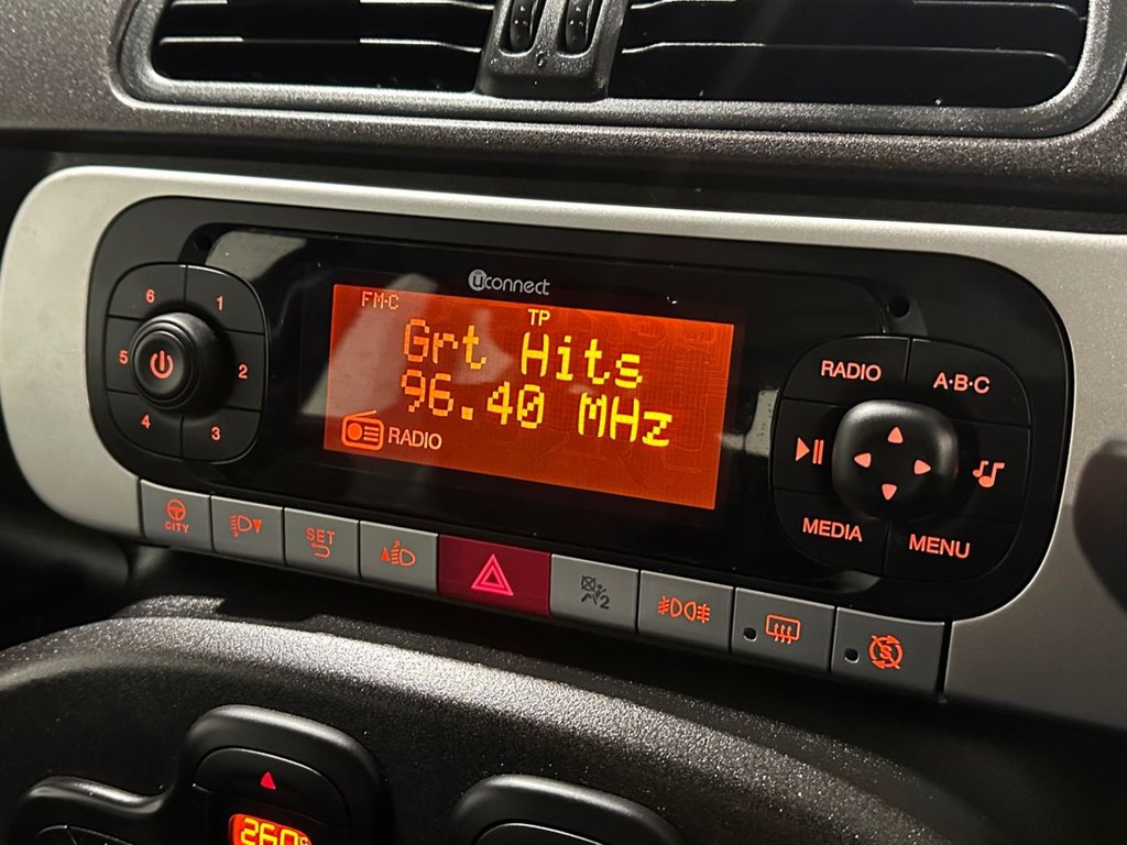 USED 2019 69 FIAT PANDA 0.9 TwinAir Cross Hatchback 5dr Petrol Manual Euro 6 (s/s) (85 bhp) 