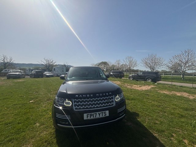 View our LAND ROVER RANGE ROVER