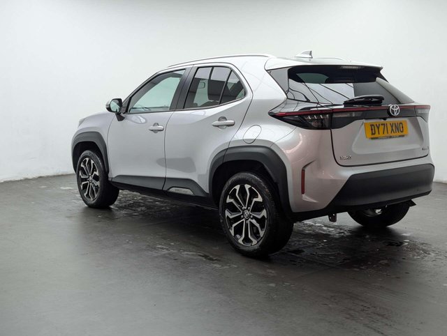 USED 2022 71 TOYOTA YARIS CROSS 1.5 Yaris Cross Design HEV Auto 5dr CLICK & COLLECT/ HOME DELIVERY