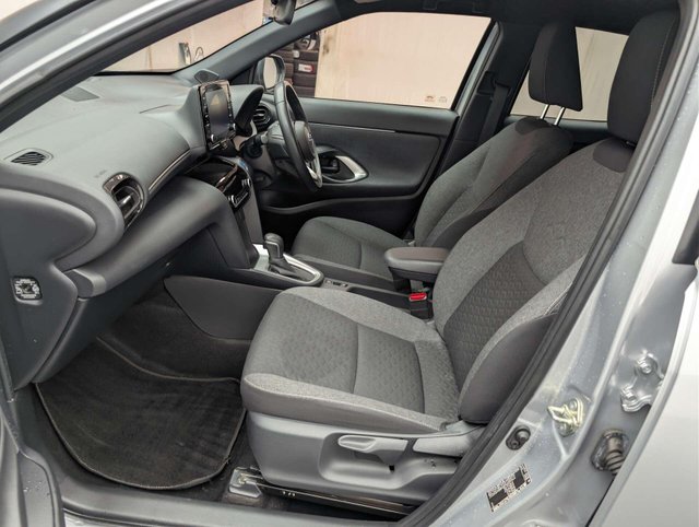 USED 2022 71 TOYOTA YARIS CROSS 1.5 Yaris Cross Design HEV Auto 5dr CLICK & COLLECT/ HOME DELIVERY