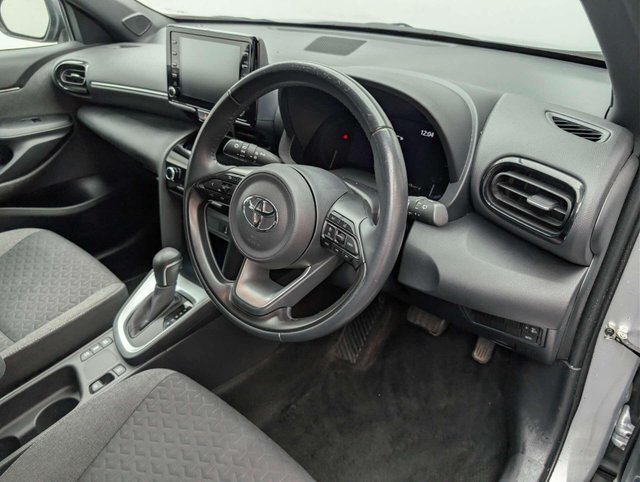 USED 2022 71 TOYOTA YARIS CROSS 1.5 Yaris Cross Design HEV Auto 5dr CLICK & COLLECT/ HOME DELIVERY