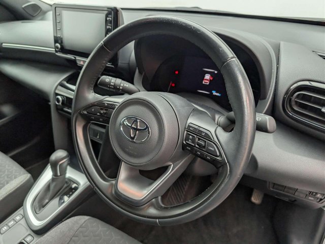 USED 2022 71 TOYOTA YARIS CROSS 1.5 Yaris Cross Design HEV Auto 5dr CLICK & COLLECT/ HOME DELIVERY