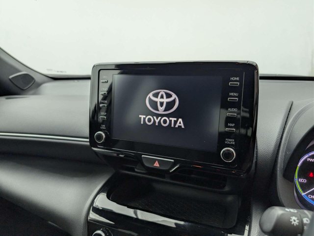 USED 2022 71 TOYOTA YARIS CROSS 1.5 Yaris Cross Design HEV Auto 5dr CLICK & COLLECT/ HOME DELIVERY