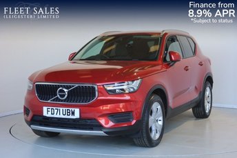 2022 VOLVO XC40