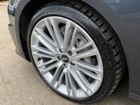 USED 2019 19 AUDI A4 AVANT 2.0 TDI 40 S line Estate 5dr Diesel S Tronic Euro 6 (s/s) (190 ps) 