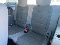 USED 2010 60 VOLKSWAGEN TOURAN 2.0 TDI SE MPV 5dr Diesel Manual Euro 5 (140 ps) www.suffolkcarcentre.co.uk - Located at Lowestoft