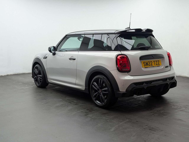 USED 2022 22 MINI HATCH 1.5 Cooper Sport 3dr CLICK & COLLECT/ HOME DELIVERY
