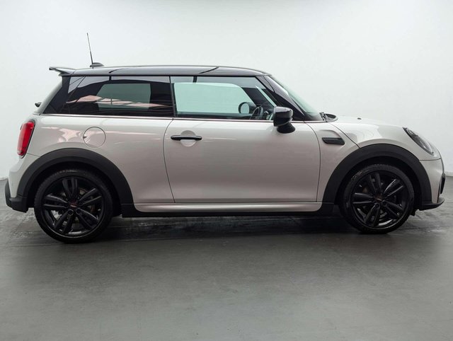 USED 2022 22 MINI HATCH 1.5 Cooper Sport 3dr CLICK & COLLECT/ HOME DELIVERY