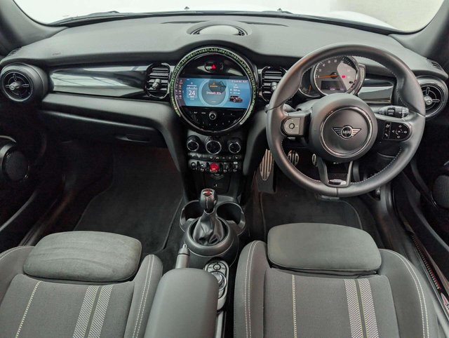 USED 2022 22 MINI HATCH 1.5 Cooper Sport 3dr CLICK & COLLECT/ HOME DELIVERY