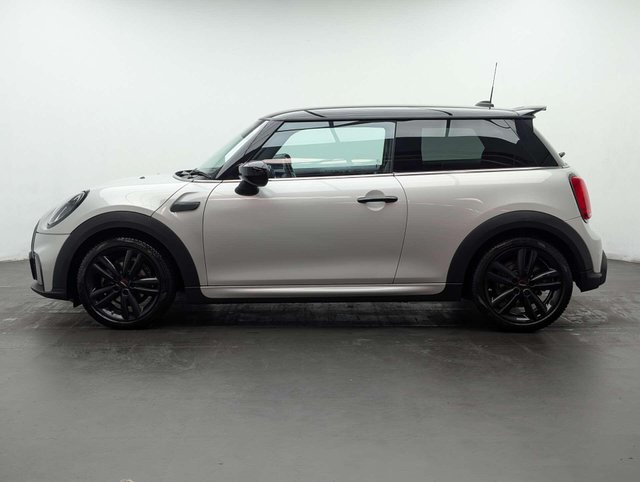 USED 2022 22 MINI HATCH 1.5 Cooper Sport 3dr CLICK & COLLECT/ HOME DELIVERY