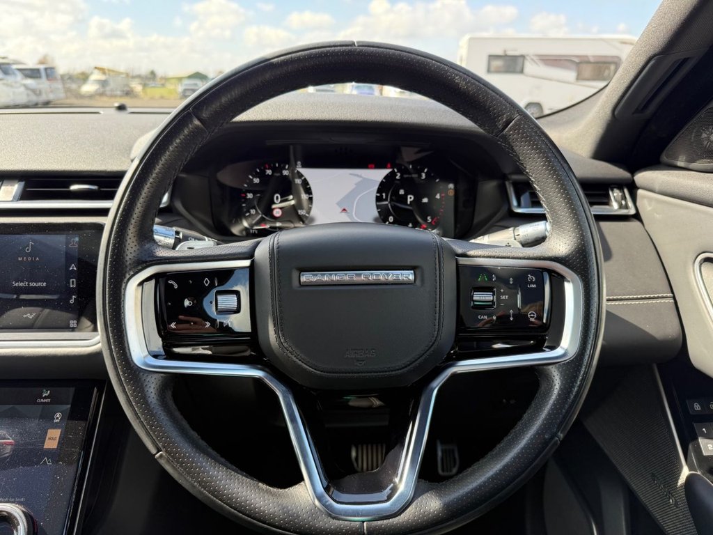 USED 2021 21 LAND ROVER RANGE ROVER VELAR 2.0 D200 MHEV R-Dynamic HSE SUV 5dr Diesel Auto 4WD Euro 6 (s/s) (204 ps) AIR SUSPENSION+22&rdquo;ALLOYS+PANROOF