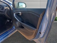 USED 2015 65 VOLVO V40 1.5 T2 R-Design Hatchback 5dr Petrol Auto Euro 6 (s/s) (122 ps) ** ULEZ COMPLIANT ** AUTOMATIC
