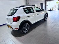 USED 2017 66 DACIA SANDERO STEPWAY 1.5 dCi Laureate Hatchback 5dr Diesel Manual Euro 6 (s/s) (90 ps) FSH, NEW MOT UPON SALE, 20 Tax, FSH, 74.3 MPG, Park Assist