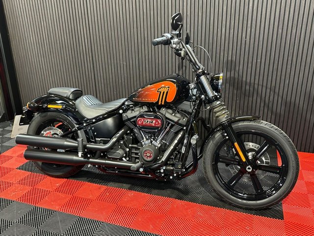 View our HARLEY-DAVIDSON SOFTAIL