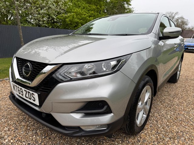 View our NISSAN QASHQAI