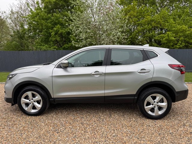View our NISSAN QASHQAI