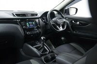 USED 2020 70 NISSAN QASHQAI 1.3 DIG-T Acenta Premium Euro 6 (s/s) 5dr Service History, 2 Keys
