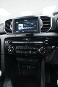 USED 2016 16 KIA SPORTAGE 2.0 CRDi KX-3 AWD Euro 6 5dr Black Leather, Sat Nav