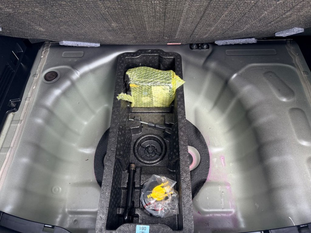 USED 2019 19 KIA RIO 1.25 2 Hatchback 5dr Petrol Manual Euro 6 (s/s) (83 bhp) 5 Services|Cruise|Apple CarPlay/Android Auto|Lane Assist|