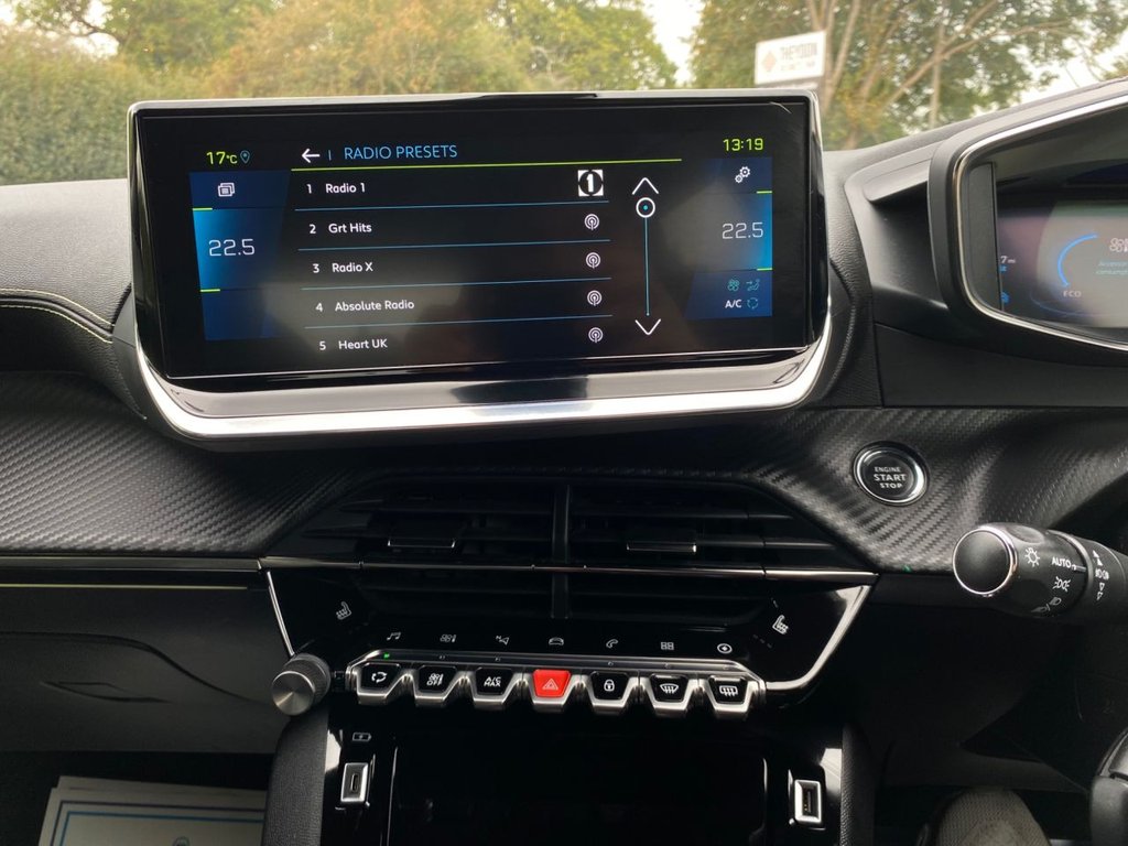 USED 2021 71 PEUGEOT E-2008 50kWh GT SUV 5dr Electric Auto (136 ps) 2 Owners|NaV|R.F Sensor|Camera|Apple CarPlay/Android Auto|Cruise|Half Leather Seats|