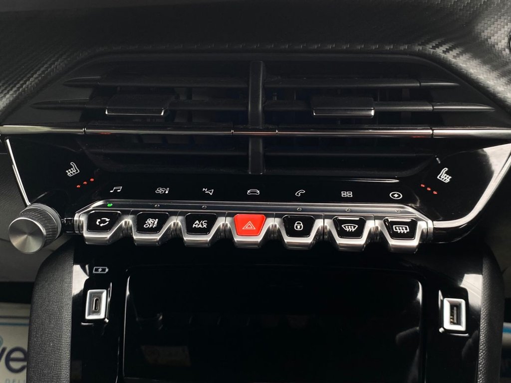 USED 2021 71 PEUGEOT E-2008 50kWh GT SUV 5dr Electric Auto (136 ps) 2 Owners|NaV|R.F Sensor|Camera|Apple CarPlay/Android Auto|Cruise|Half Leather Seats|