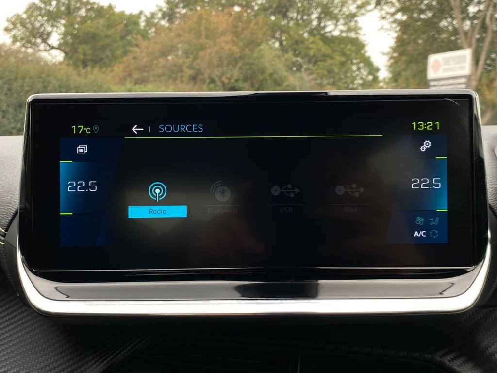 USED 2021 71 PEUGEOT E-2008 50kWh GT SUV 5dr Electric Auto (136 ps) 2 Owners|NaV|R.F Sensor|Camera|Apple CarPlay/Android Auto|Cruise|Half Leather Seats|